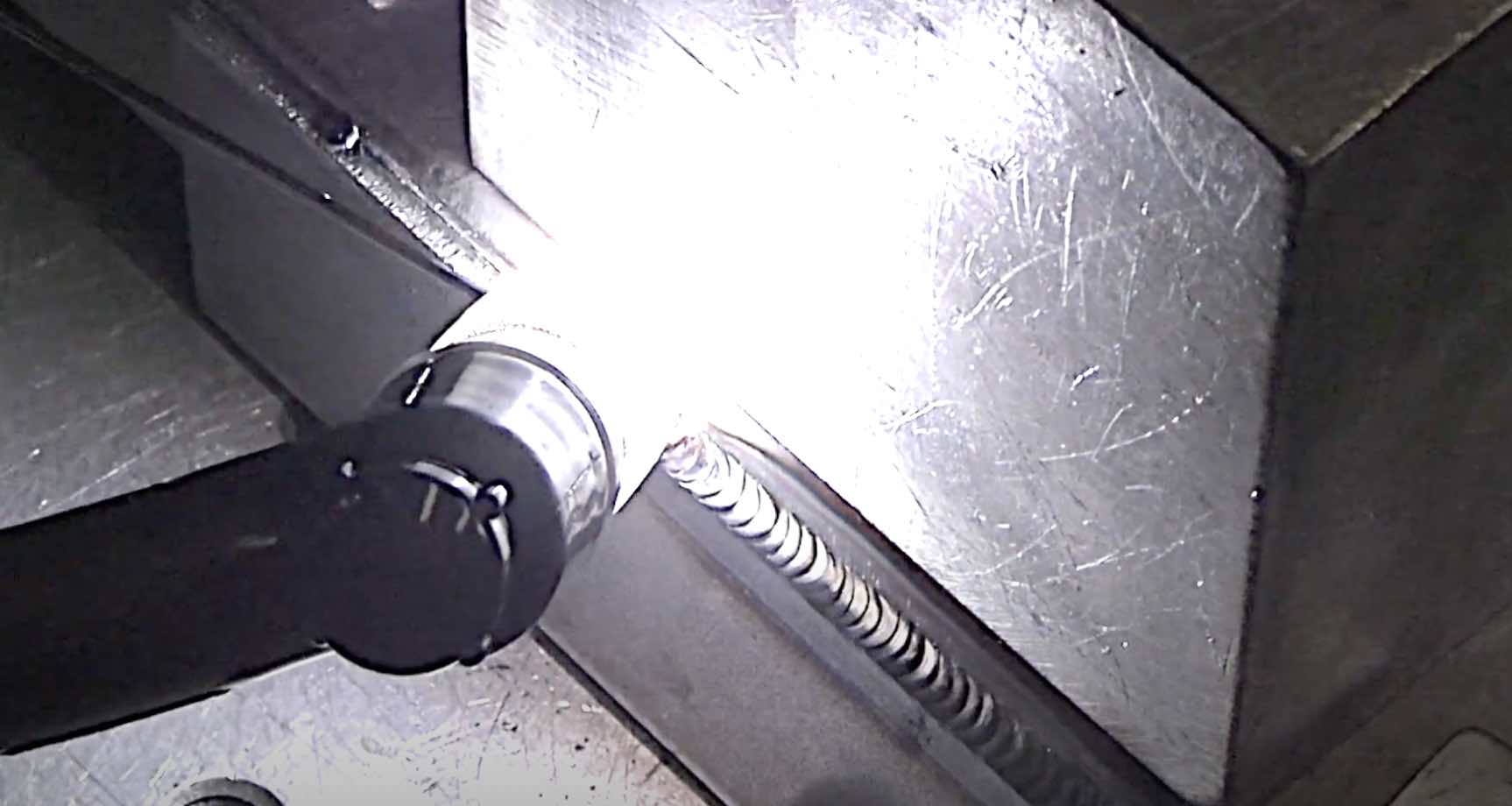TIG-CARBON-11GA-2F-CORNER
