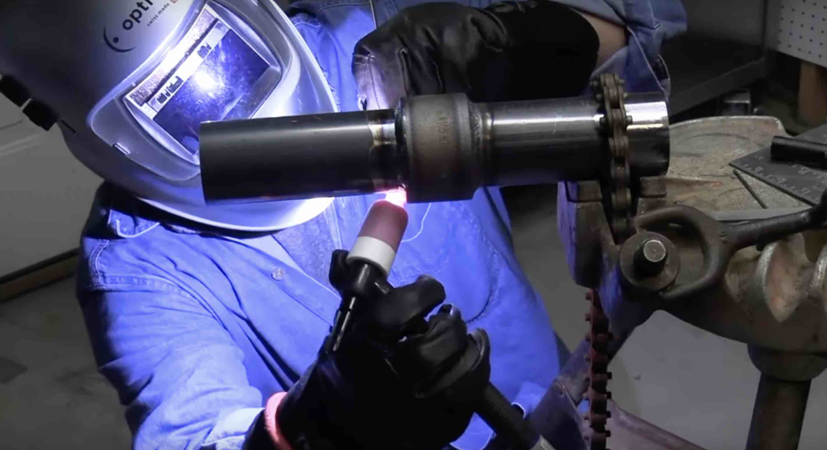 how-hold-tig-torch-walking-cup-socket